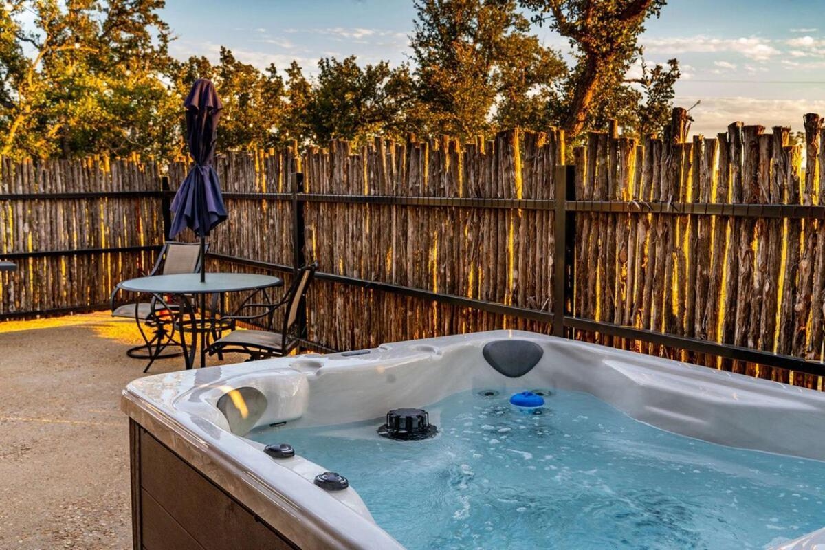 Rockin' R - Morning Star Cabin Fredericksburg Exteriér fotografie